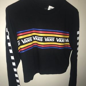 Vans crop top, very nice and confi, size M